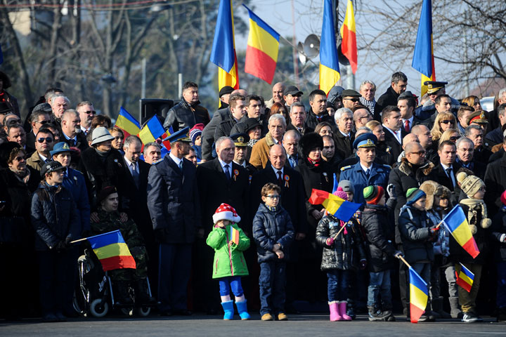 traian basescu parada - Ziarul National