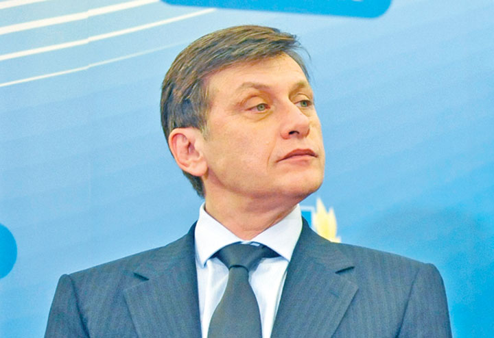 Antonescu: Nu am ce sa negociez cu Basescu, nici in turul al doilea. Ar putea negocia Ponta
