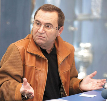 Dinel-Staicu - Ziarul National