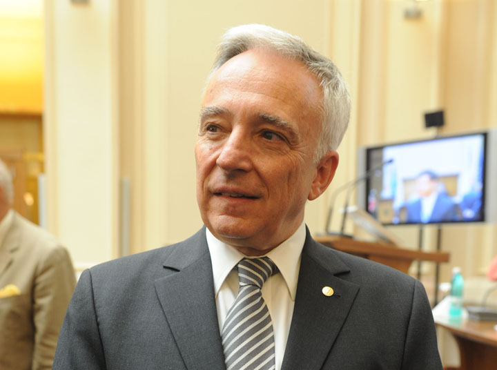 Guvernatorul BNR, despre pachetul de reduceri de taxe si impozite din noul Cod Fiscal: Inaplicabil!