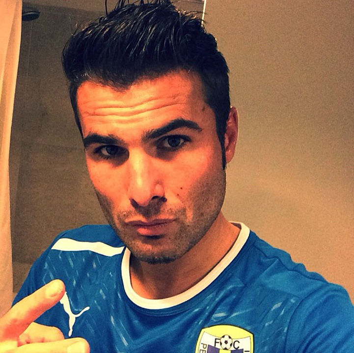 Care este diferenta  dintre Adrian Mutu si Gheorghe Hagi?