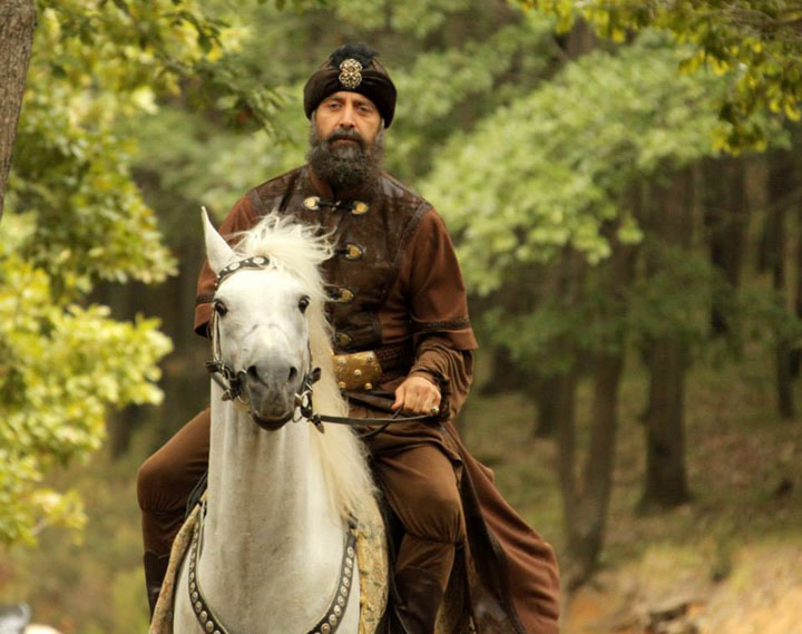 globurile suleyman magnificul - Ziarul National