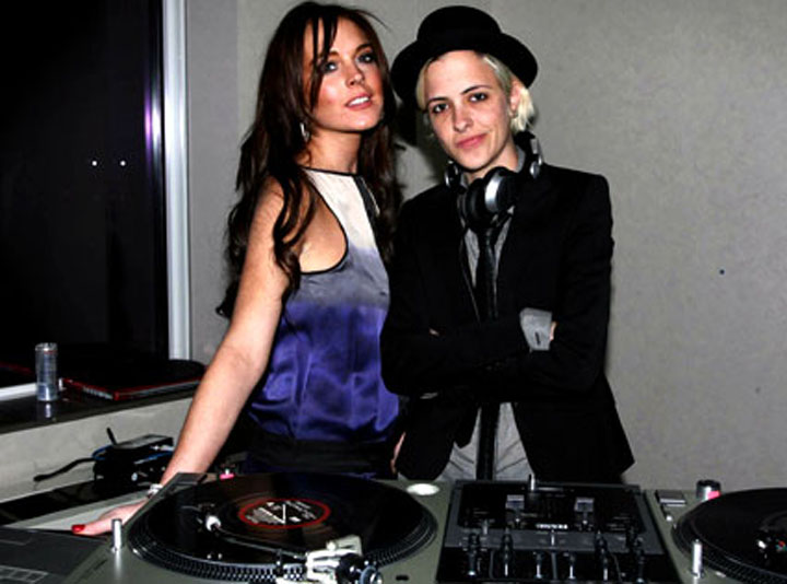 Lindsay Lohan vrea nunta lesbiana