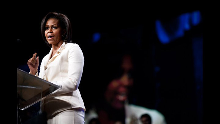 Michelle Obama se face frumoasa cu 100.000 de dolari