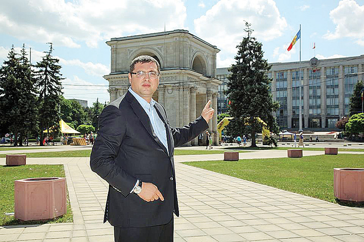 politician domnica - Ziarul National