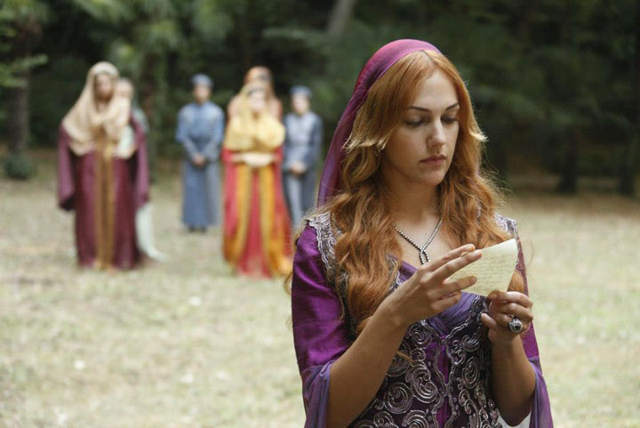 “Sultana Hurrem”, in razboi cu presa din cauza copilului