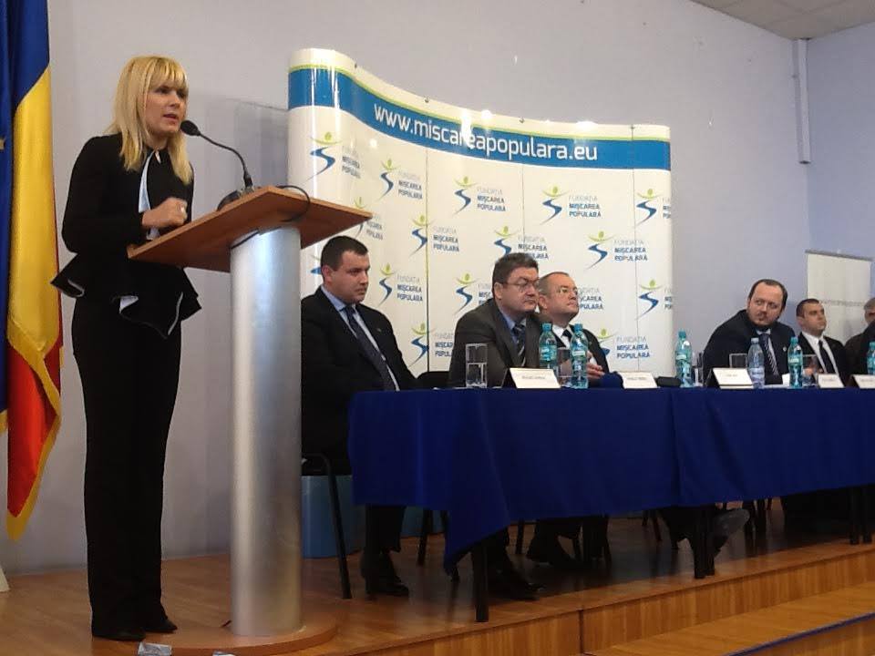 Ce spune Elena Udrea despre inscrierea lui Boc in Fundatia Miscarea Populara