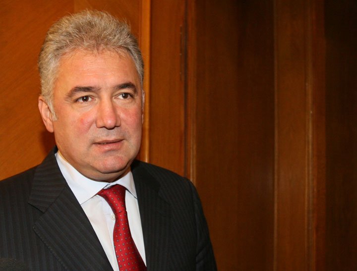 ADRIAN VIDEANU-FANE (54) - Ziarul National