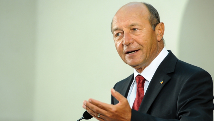 Traian Basescu: Ii voi chema pe romani sa se apere in strada!