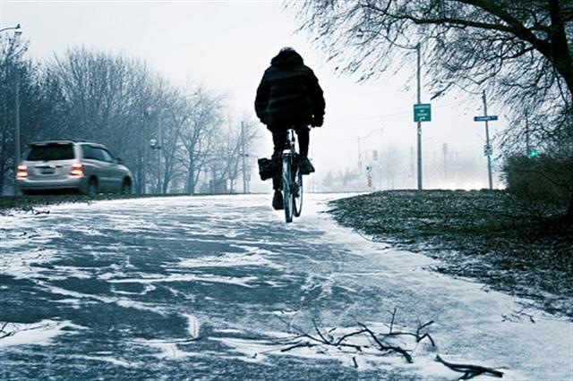 Biciclist, accidentat mortal de un sofer beat