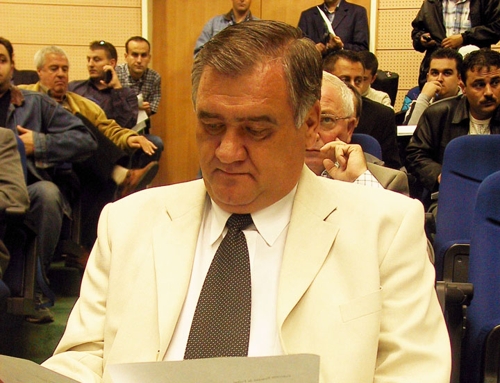 Secretarul FRF are averea sub sechestru