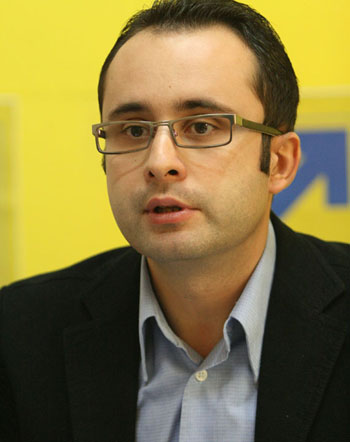 cristian busoi - Ziarul National