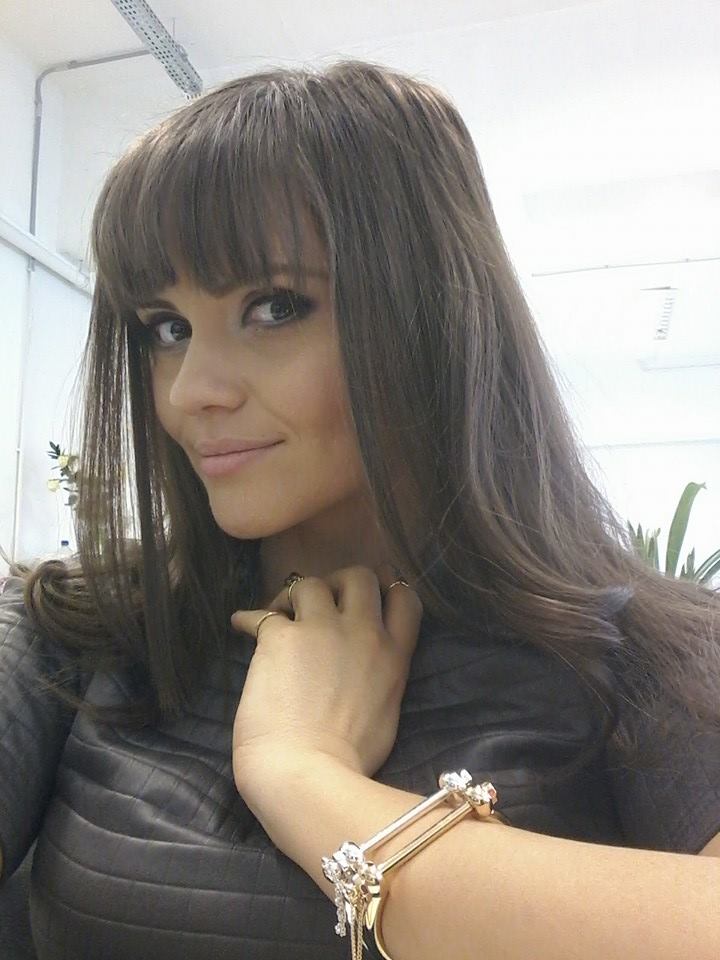 Cristina Siscanu si-a schimbat look-ul! Uite cum arata acum!