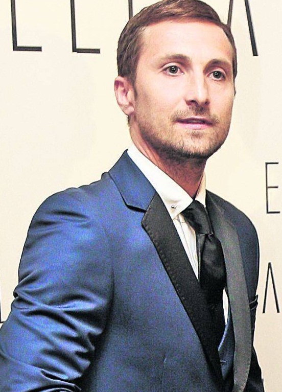 Dani Otil si-a jignit grav colegele de platou: „Mirositi ca o scrumiera cu apa in birt”