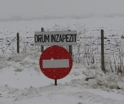 Ce drumuri sunt inchise din cauza viscolului si a zapezii si unde exista restrictii de circulatie!