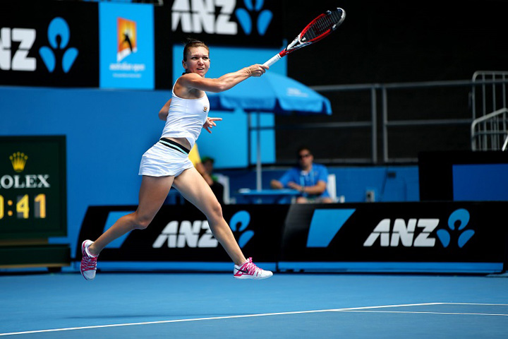Halep da lovitura de start