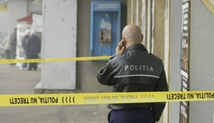 Jaf armat la o banca din Bacau