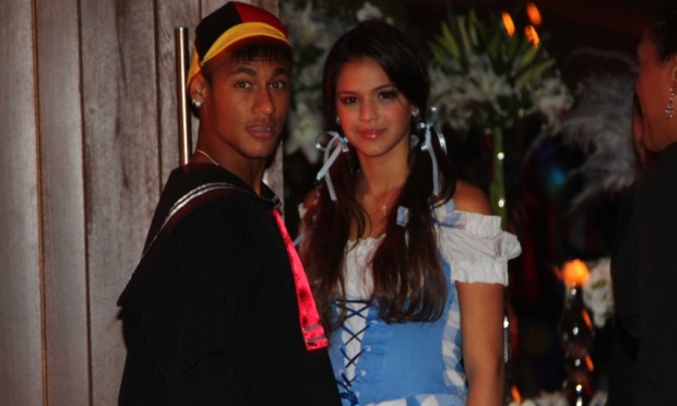 Neymar s-a despartit de iubita