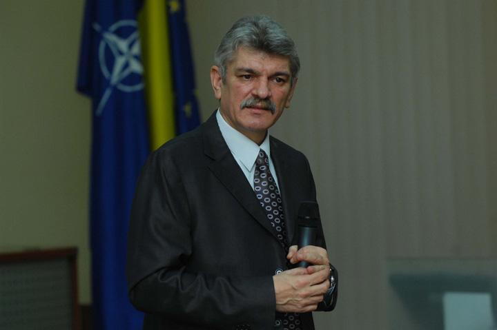 opris - Ziarul National