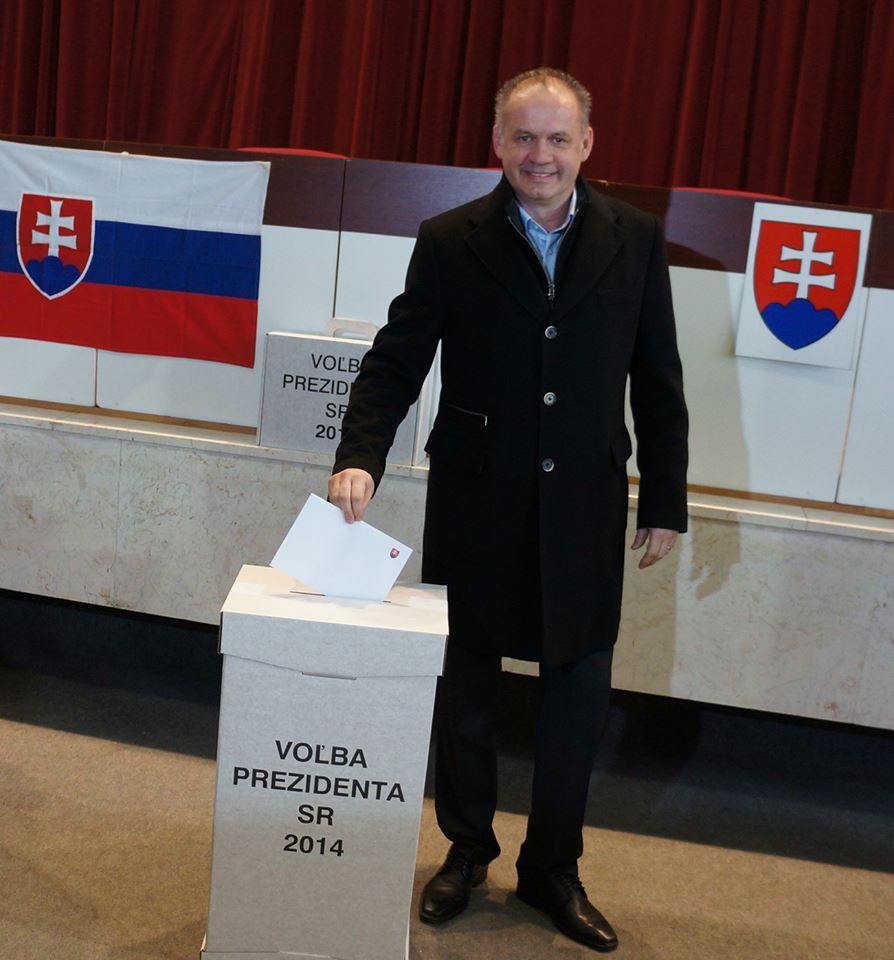 Surpriza la alegerile prezidentiale din Slovacia: Un milionar novice in politica a castigat scrutinul