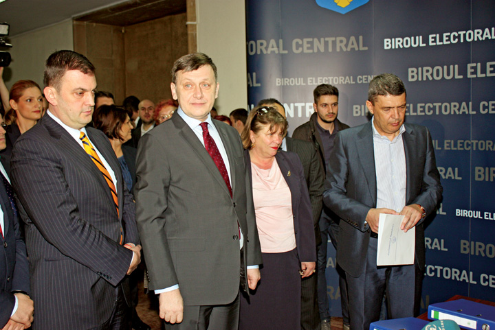 CRIN ANTONESCU 2 - RICA PETRESCU - Ziarul National