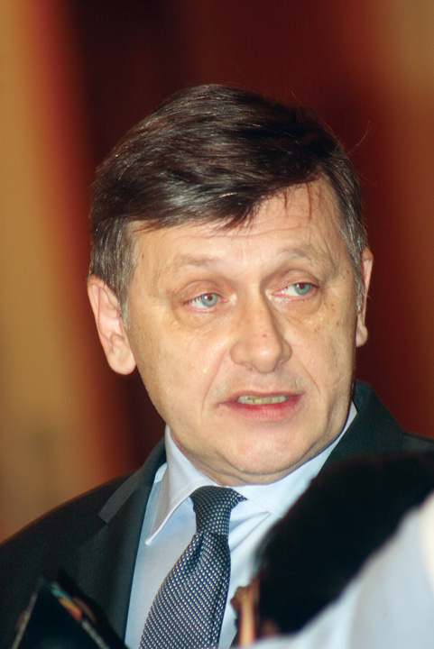 CRIN ANTONESCU - RICA PETRESCU_1 - Ziarul National