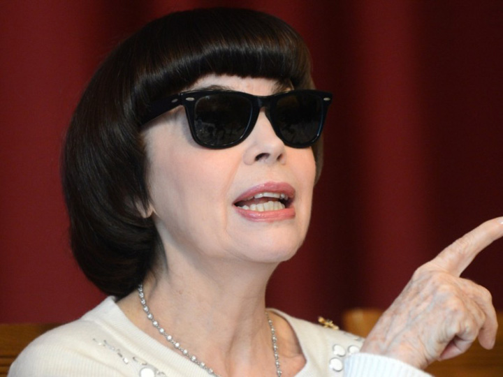 Mireille-Mathieu - Ziarul National
