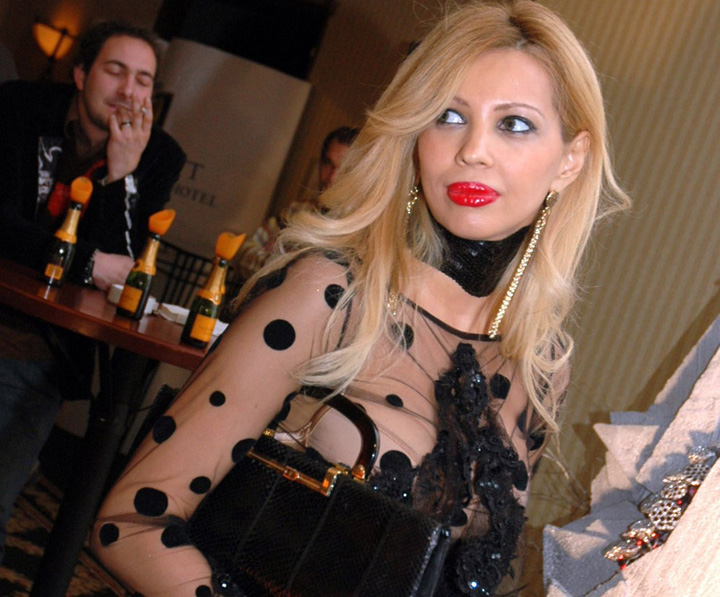 Vanda Vlasov: “Tata este arestat ilegal”
