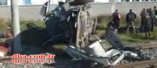 Imagini horror. Tragedie pe calea ferata in Turcia: 14 victime (VIDEO)
