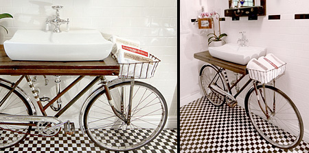 O idee interesanta de mobilier: Bicicleta de baie!