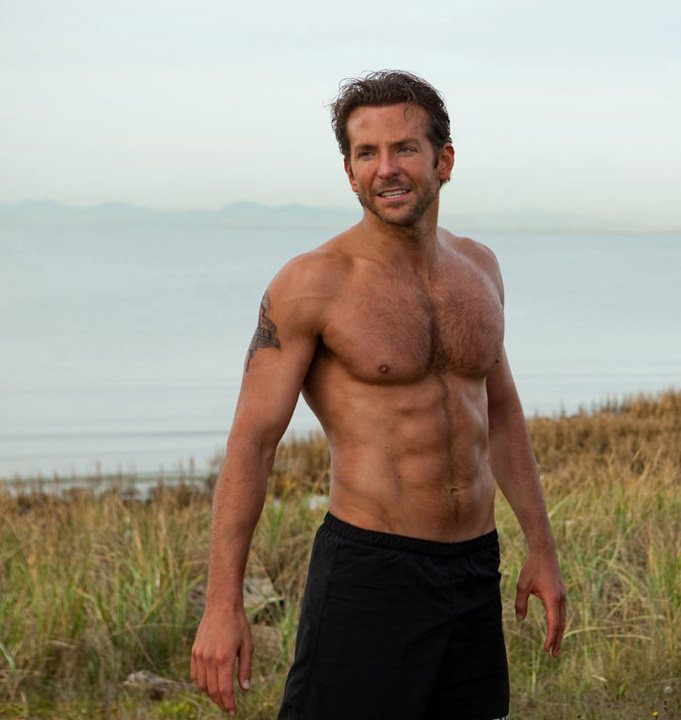 Bradley Cooper, parasit de iubita pentru ca e prea batran