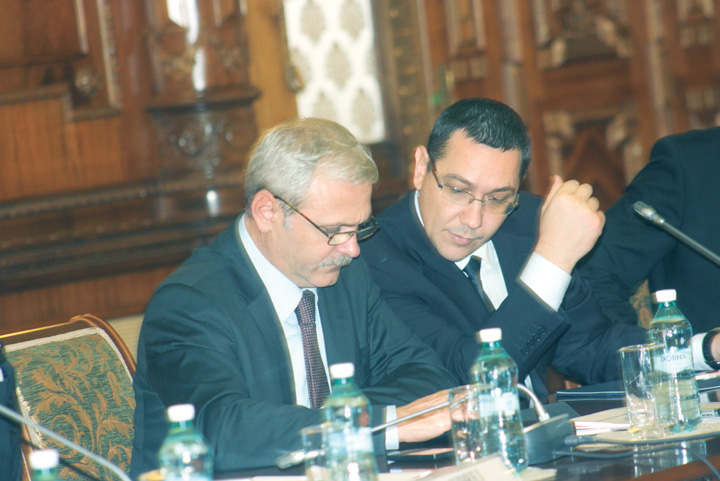 Ponta desfiinteaza decizia amanarii: Iohannis joaca „sah” pe spinarea oamenilor
