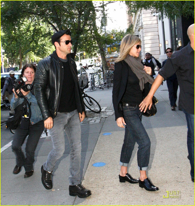 Jennifer Aniston And Justin Theroux Go Out To Lunch In NYC. - Ziarul National