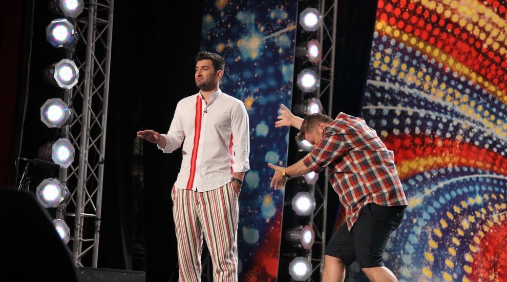 FABULOS! Smiley si-a gasit jumatatea la ROMANII AU TALENT