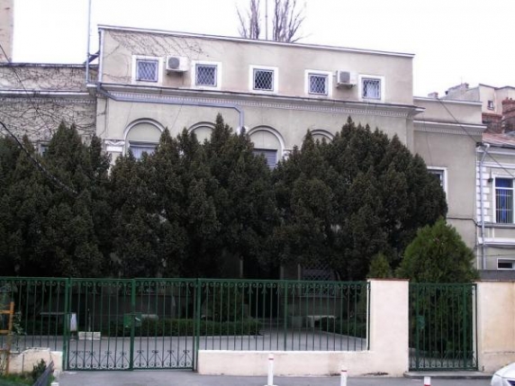 Tanar de 26 de ani, mort in conditii suspecte intr-o sectie de politie din Capitala!