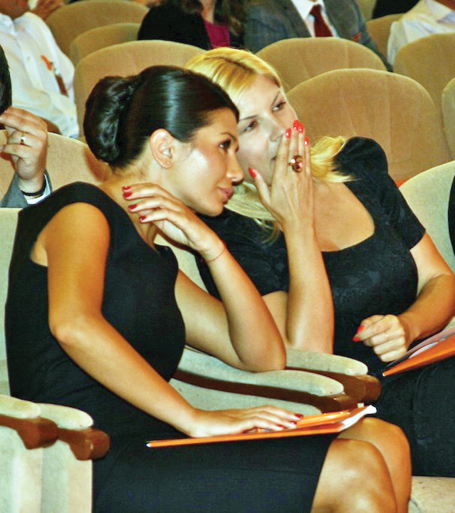udrea si eba - Ziarul National