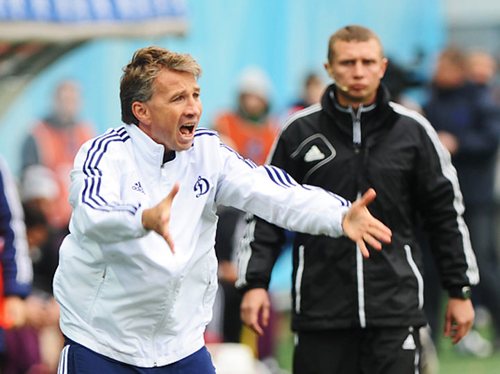 Dinamo Moscova l-a sacrificat pe Dan Petrescu