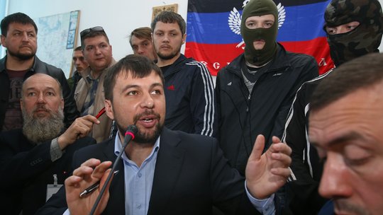 Separatistii prorusi au ocupat televiziunea regionala de la Donetk