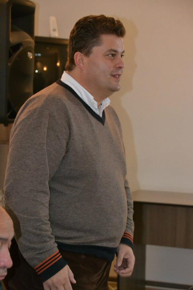 Florin Popescu isi da cuvantul de onoare: N-am mancat nici macar o aripa de pui de acolo