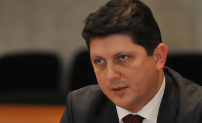 Ministrul de Externe: „Imi cer scuze pentru modul in care s-a votat in Diaspora”