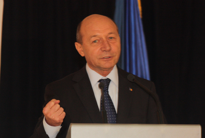 Presedintele Basescu: Nu am primit niciun ban si niciun bun de la sau in numele lui Sandu Anghel, zis Bercea Mondial