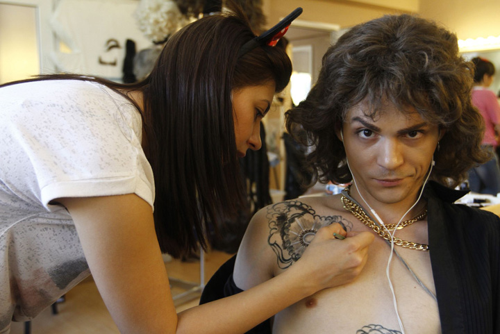 Alex Mataev, tatuat de sotia lui Cosmin Selesi