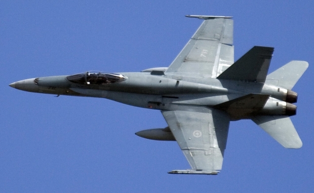 Se incinge treaba! Canada trimite avioane de lupta in Romania