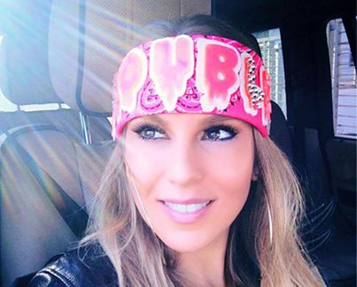 Corina, jurata la un concurs de Miss
