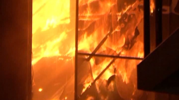 Incendiul din Constanta, soldat cu trei morti: Cauza, o defectiune la un cuptor!