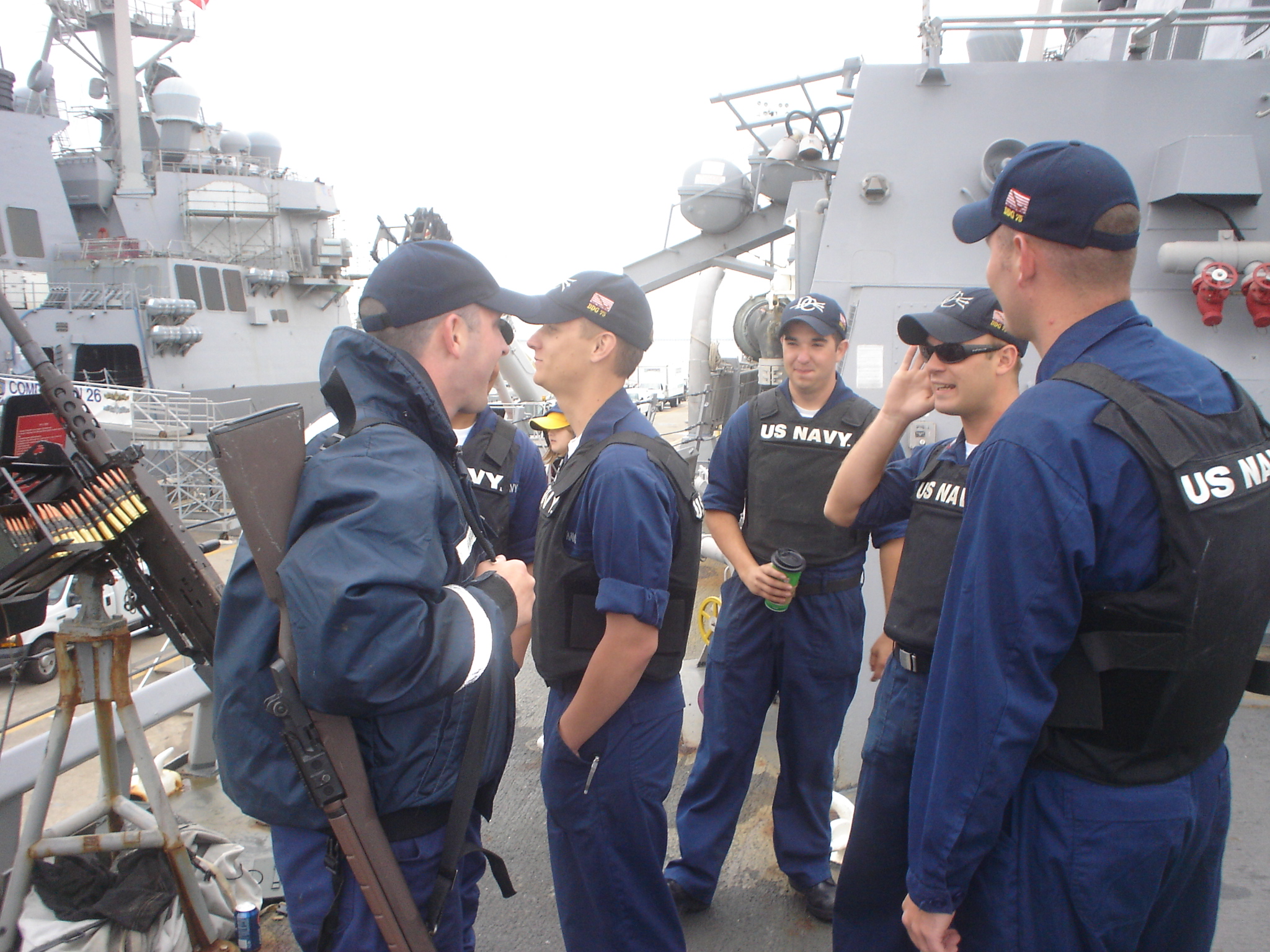 Militarii americani de pe Cook, impresionati de conditiile de la Constanta