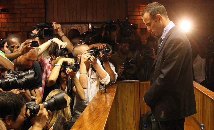 Oscar Pistorius a luat lectii de actorie ca sa planga la proces!