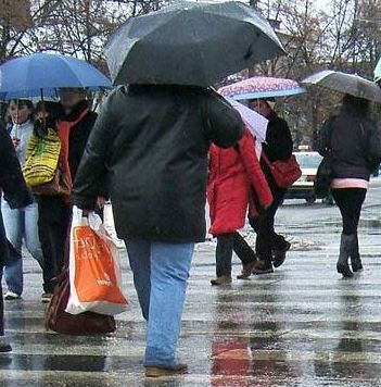Vremea se raceste puternic. Se intorc ploile si chiar ninsorile, la munte