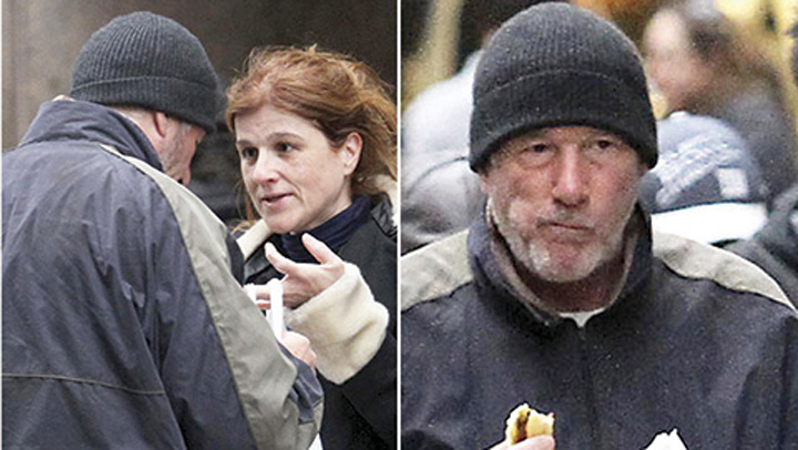A devenit celebra dupa ce i-a dat pomana lui Richard Gere