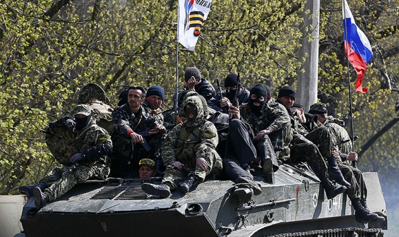 Separatistii pro-rusi au pus pistolul la cap unei jurnaliste BBC. Observatorii OSCE, victime ale conflictului